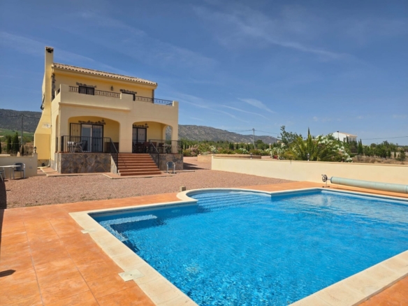 Villa in Monóvar (Ref: 5041 IVD13879)