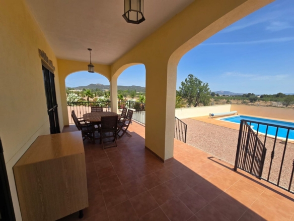 Villa in Monóvar (Ref: 5041 IVD13879)
