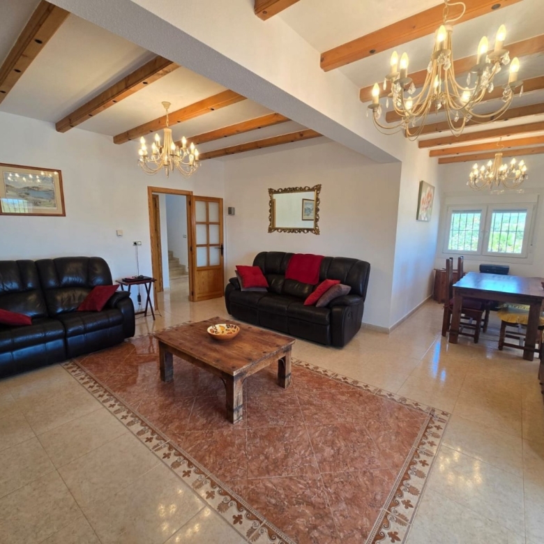 Villa in Monóvar (Ref: 5041 IVD13879)