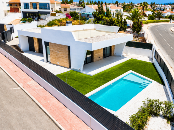 Detached Villa in Ciudad Quesada (Ref: DLF142)
