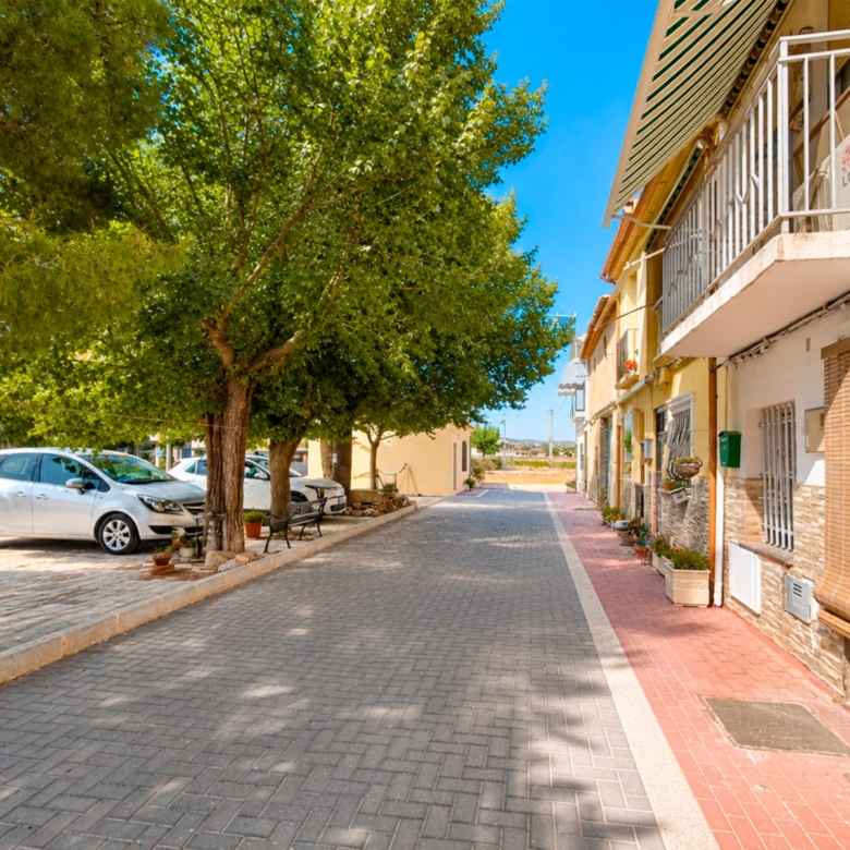 Townhouse in Hondón de los Frailes (Ref: AM-HFJSE)