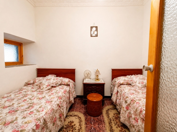 Townhouse in Hondón de los Frailes (Ref: AM-HFJSE)