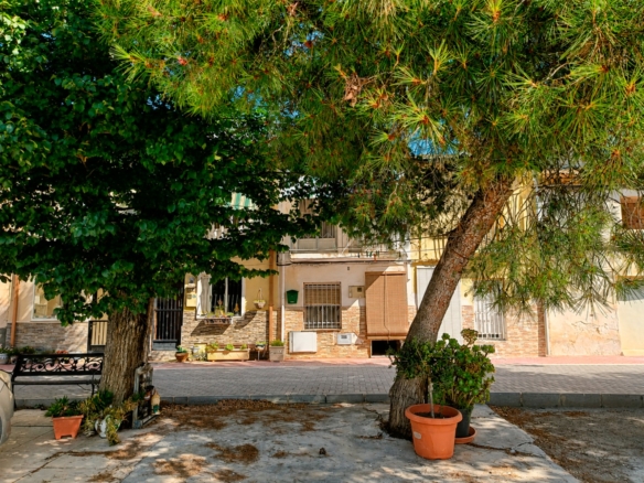 Townhouse in Hondón de los Frailes (Ref: AM-HFJSE)