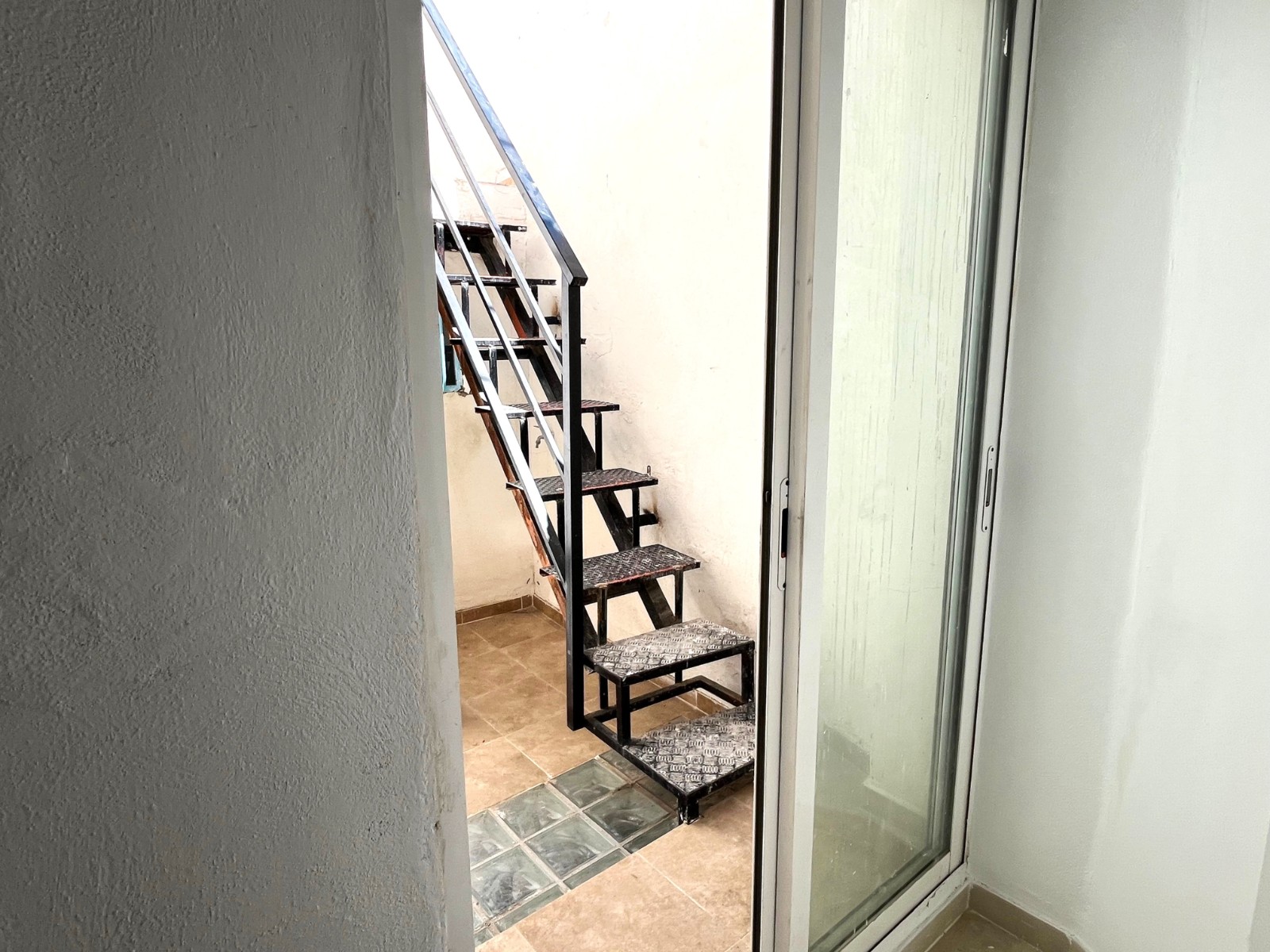 Townhouse in Sax (Ref: 23224)