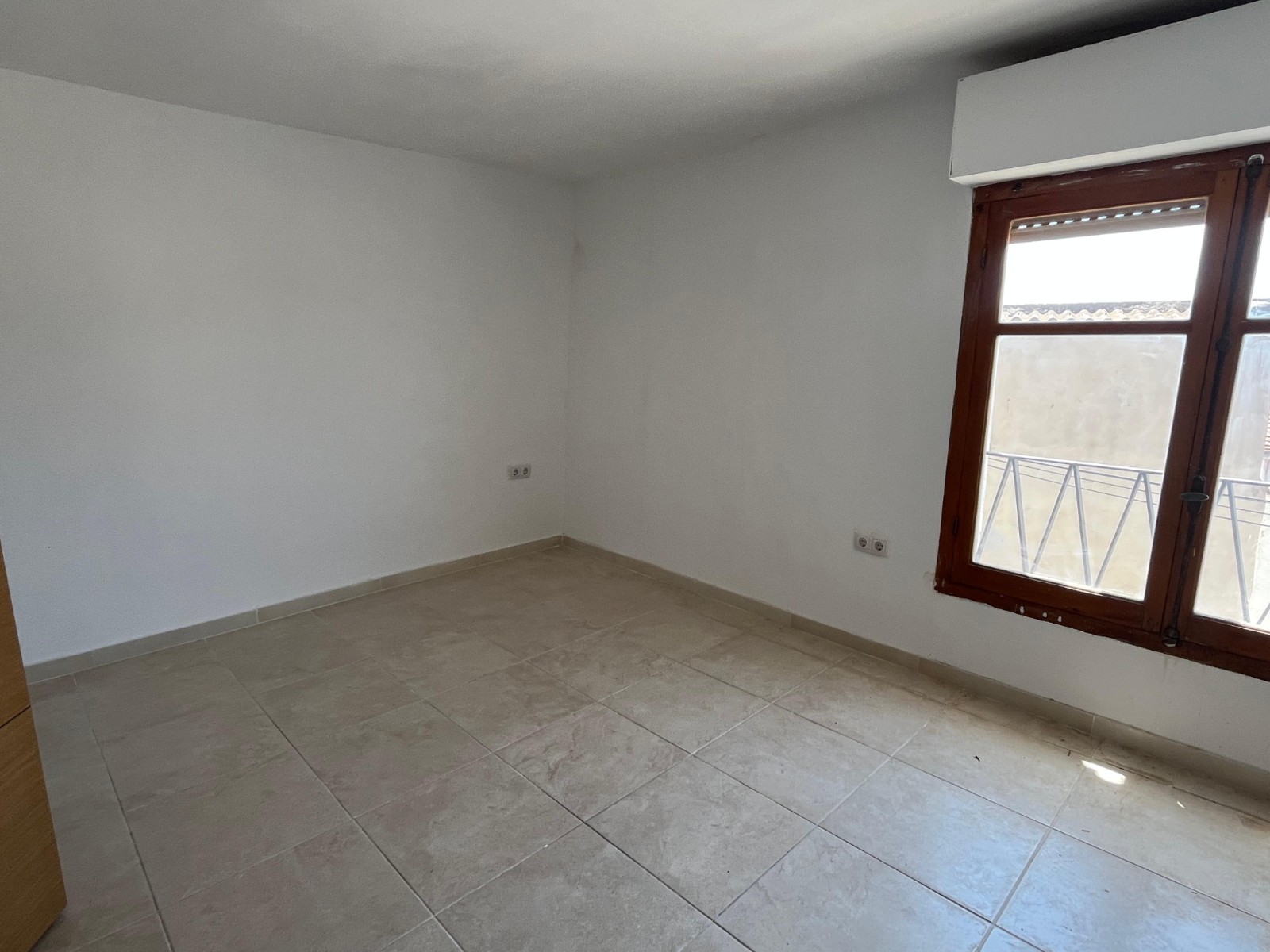 Townhouse in Sax (Ref: 23224)