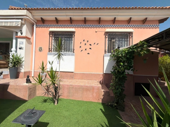 Detached Villa in Los Montesinos (Ref: BCT-ANKE)