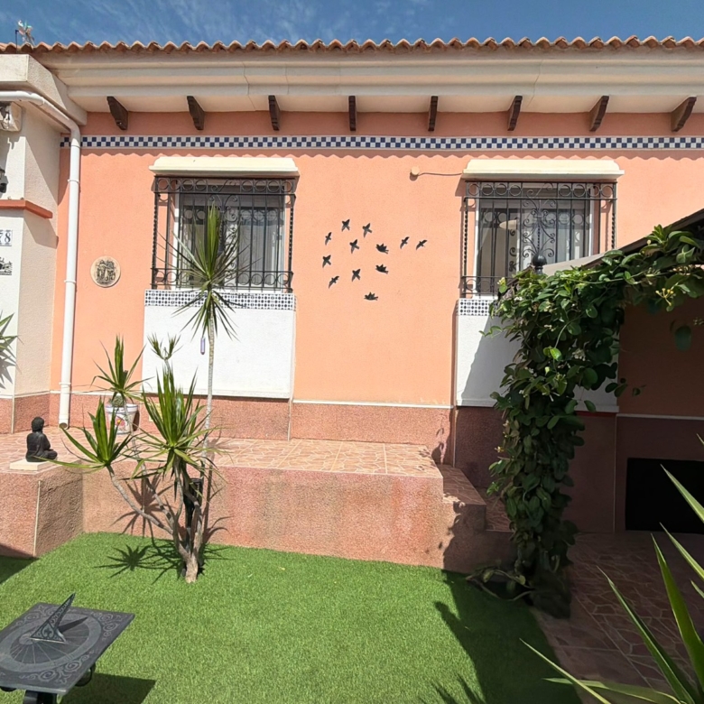 Detached Villa in Los Montesinos (Ref: BCT-ANKE)