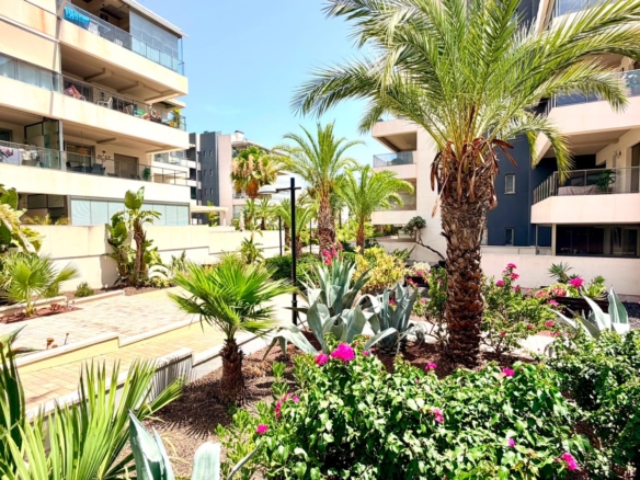 Apartment / Flat in Orihuela Costa (Ref: BC-ERWA)