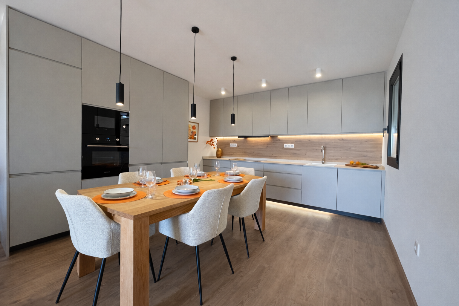 2. Town house in Dolores (Ref: SOLYANZA@CL75)