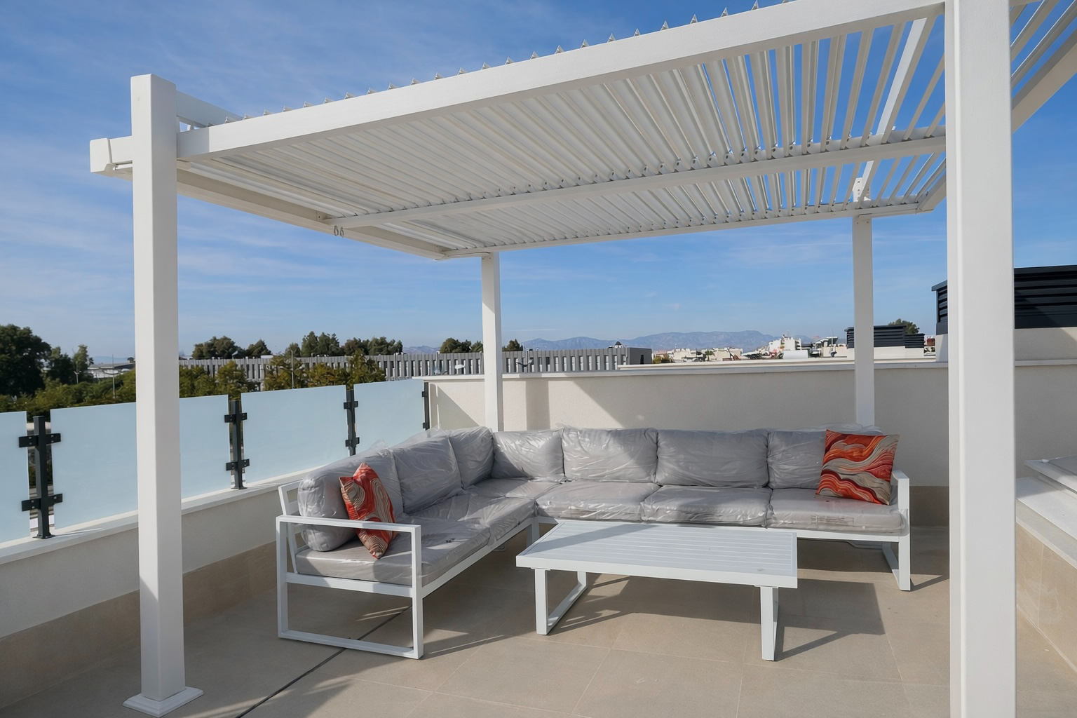 2. Town house in Dolores (Ref: SOLYANZA@CL75)