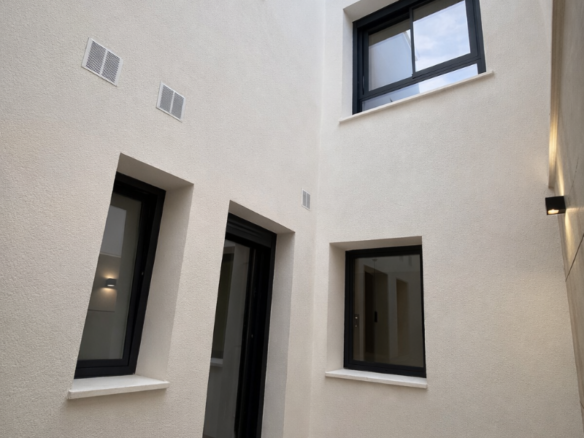 2. Town house in Dolores (Ref: SOLYANZA@CL75)