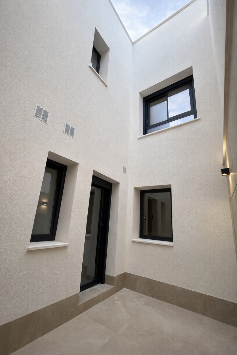 2. Town house in Dolores (Ref: SOLYANZA@CL75)