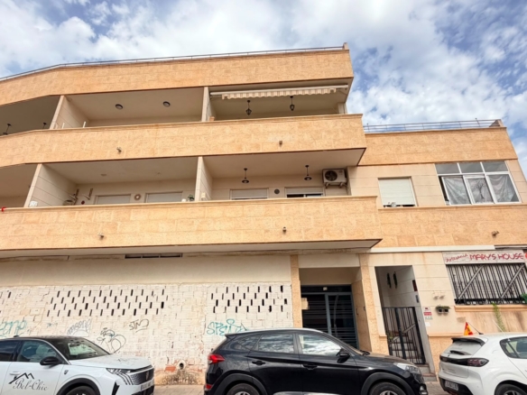 Apartment / Flat in Los Montesinos (Ref: BCT-MATS-D)