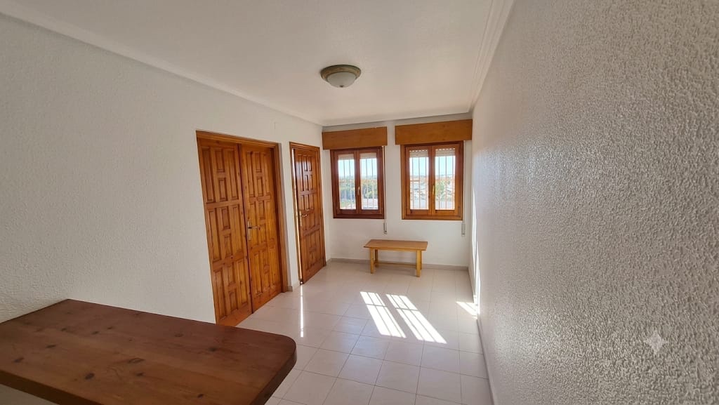 Apartment in Alicante (Ref: DLF145)