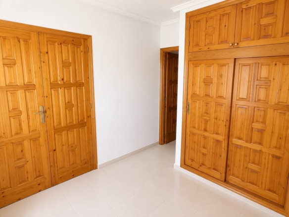 Apartment in Alicante (Ref: DLF145)