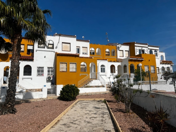 Apartment in Alicante (Ref: DLF145)