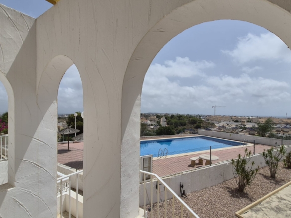 Apartment in Alicante (Ref: DLF145)
