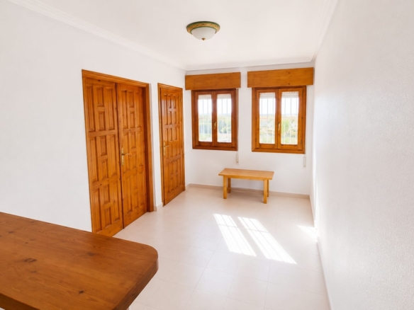 Apartment in Alicante (Ref: DLF145)