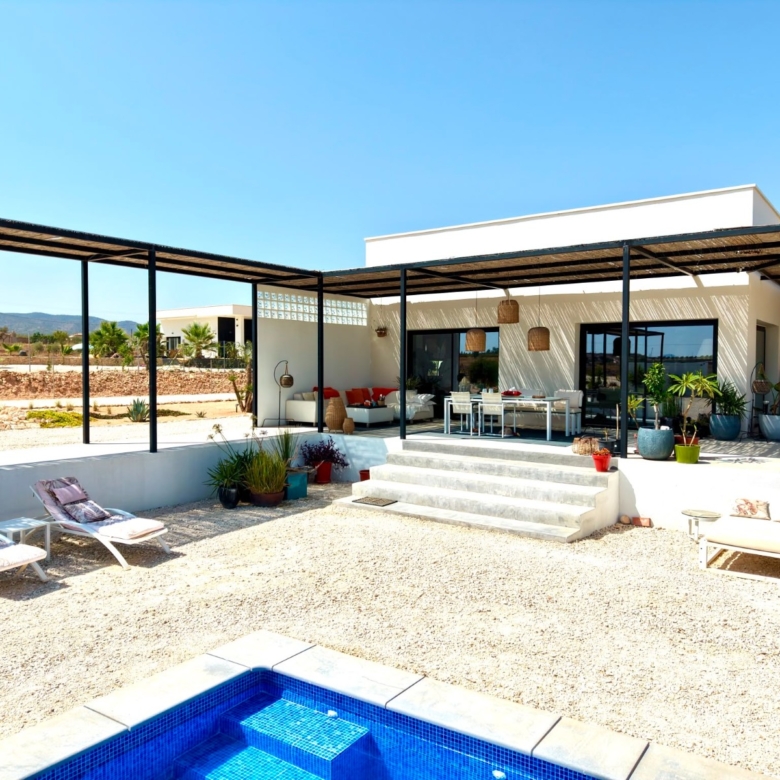 Detached Villa in Pinoso (Ref: BC-VEJO)
