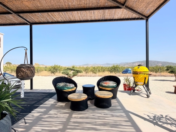 Detached Villa in Pinoso (Ref: BC-VEJO)