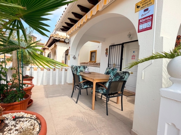 Semi Detached Villa in Lomas de Cabo Roig (Ref: BC-YVFRA)