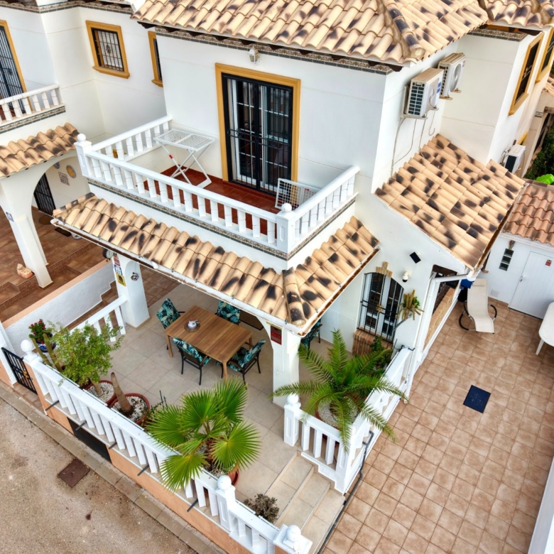 Semi Detached Villa in Lomas de Cabo Roig (Ref: BC-YVFRA)