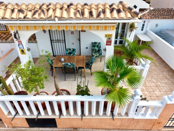 Semi Detached Villa in Lomas de Cabo Roig (Ref: BC-YVFRA)