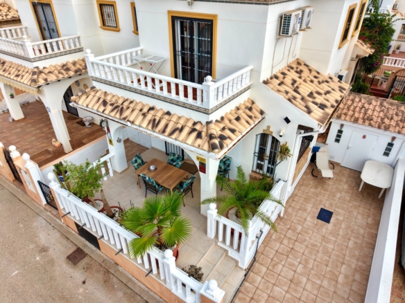 Semi Detached Villa in Lomas de Cabo Roig (Ref: BC-YVFRA)