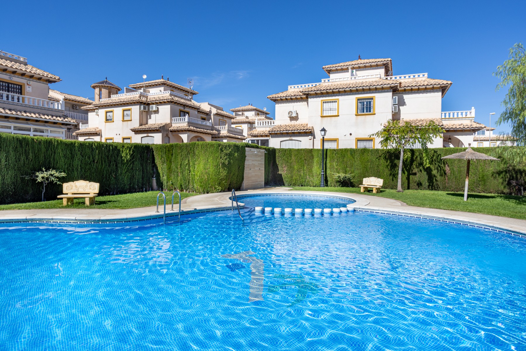 Semi Detached Villa in Lomas de Cabo Roig (Ref: BC-YVFRA)