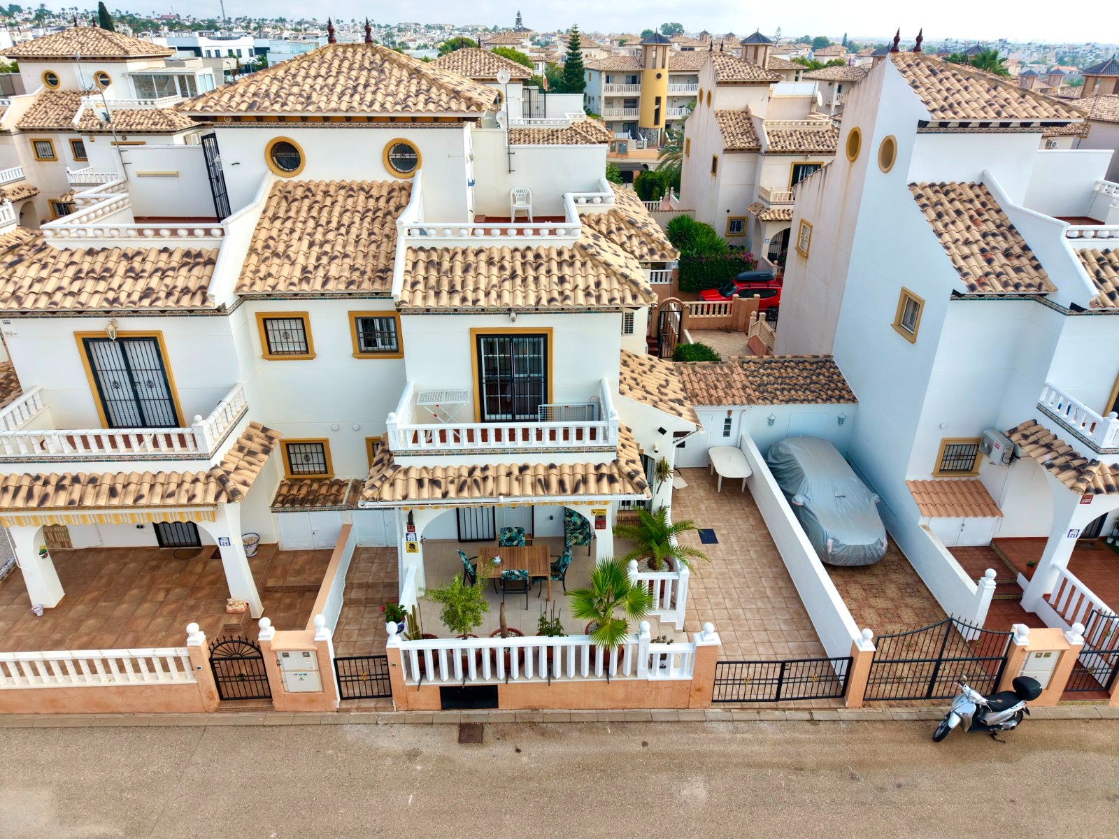 Semi Detached Villa in Lomas de Cabo Roig (Ref: BC-YVFRA)