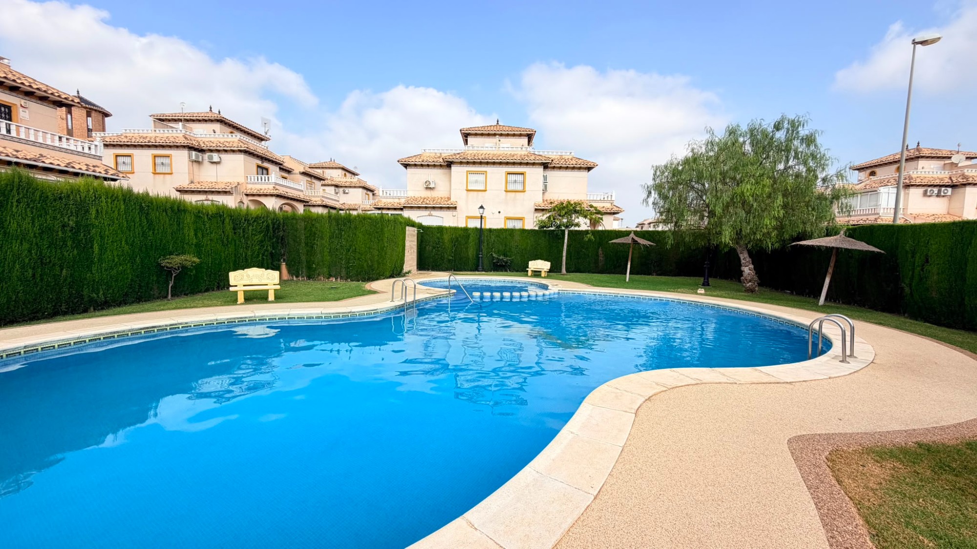 Semi Detached Villa in Lomas de Cabo Roig (Ref: BC-YVFRA)