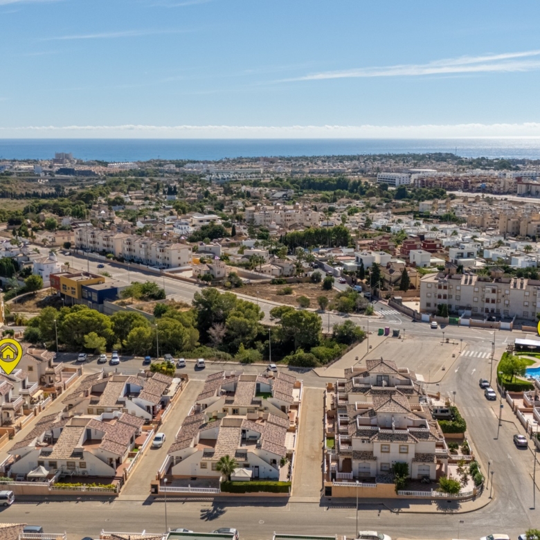 Semi Detached Villa in Lomas de Cabo Roig (Ref: BC-YVFRA)