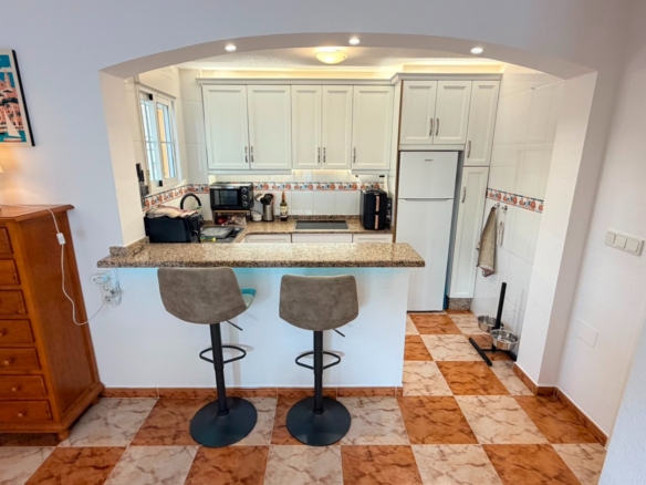 Semi Detached Villa in Lomas de Cabo Roig (Ref: BC-YVFRA)