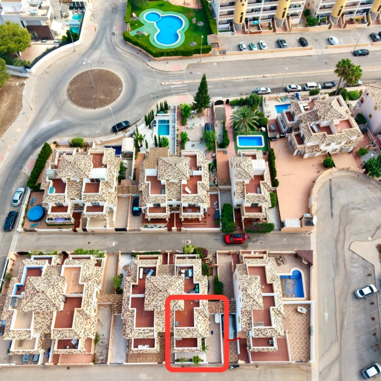 Semi Detached Villa in Lomas de Cabo Roig (Ref: BC-YVFRA)