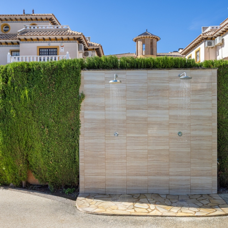 Semi Detached Villa in Lomas de Cabo Roig (Ref: BC-YVFRA)