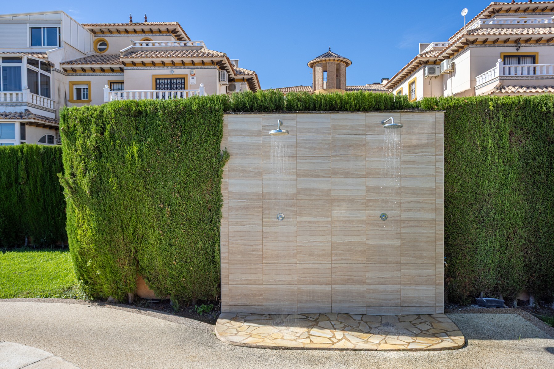 Semi Detached Villa in Lomas de Cabo Roig (Ref: BC-YVFRA)
