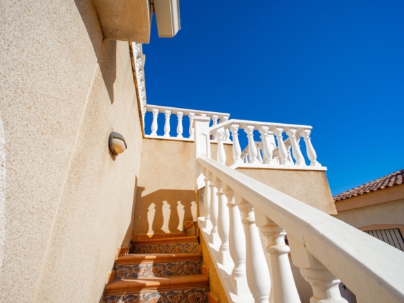 Detached Villa in Ciudad Quesada (Ref: DLF143)