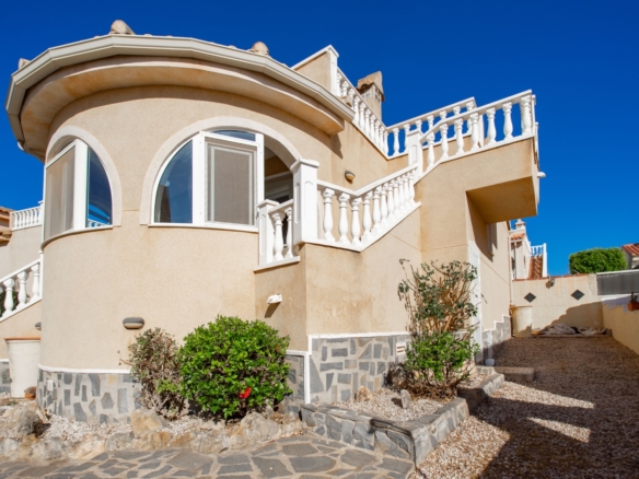 Detached Villa in Ciudad Quesada (Ref: DLF143)