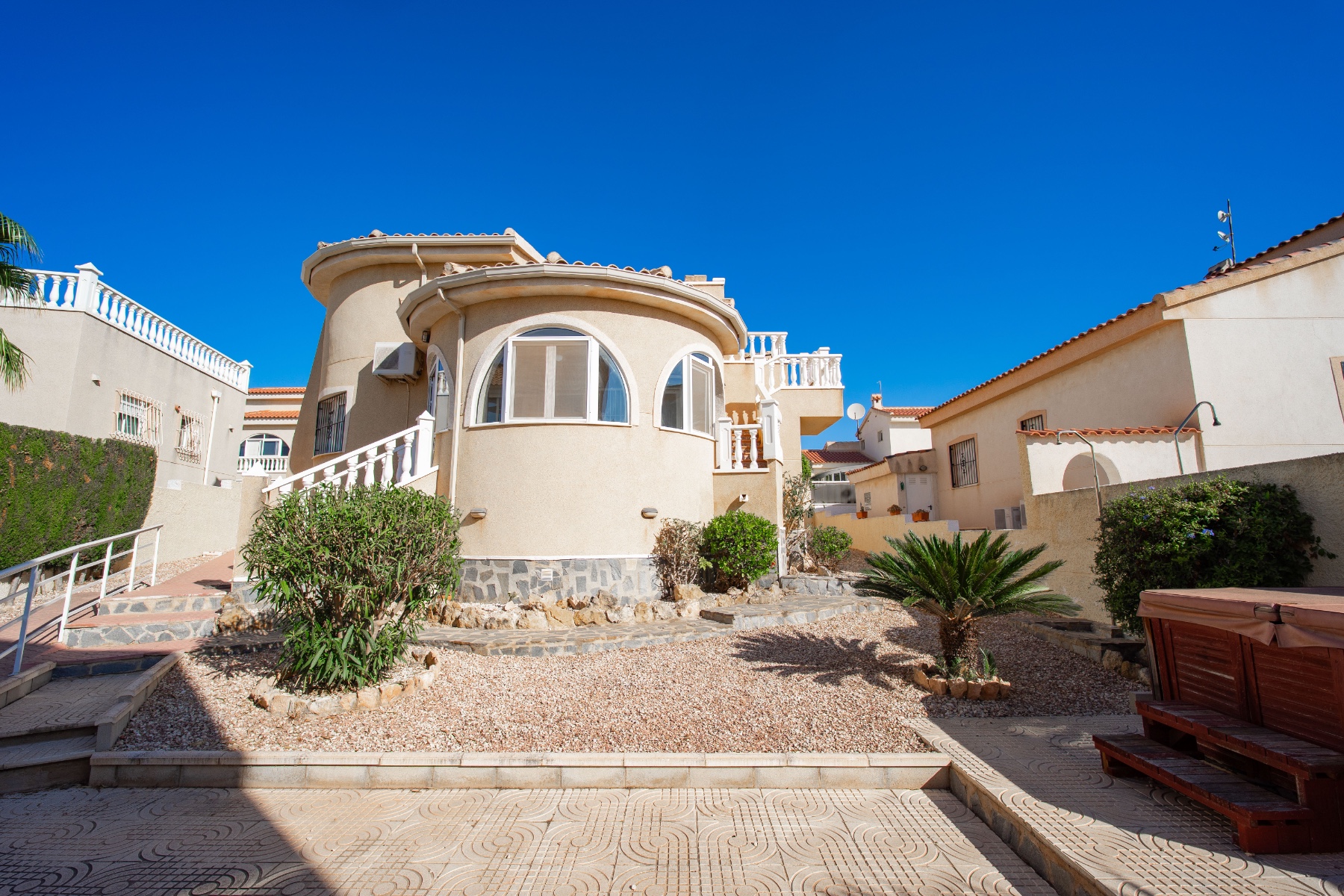 Detached Villa in Ciudad Quesada (Ref: DLF143)