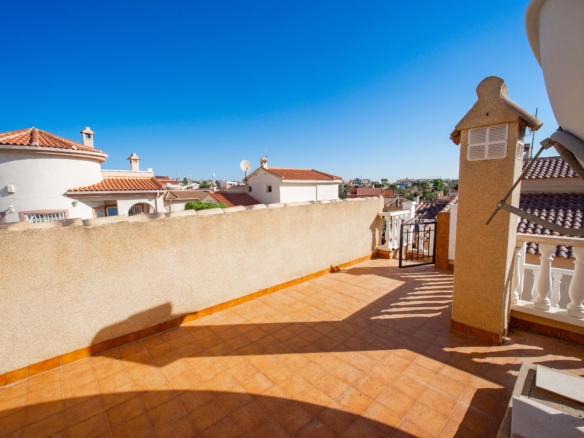 Detached Villa in Ciudad Quesada (Ref: DLF143)