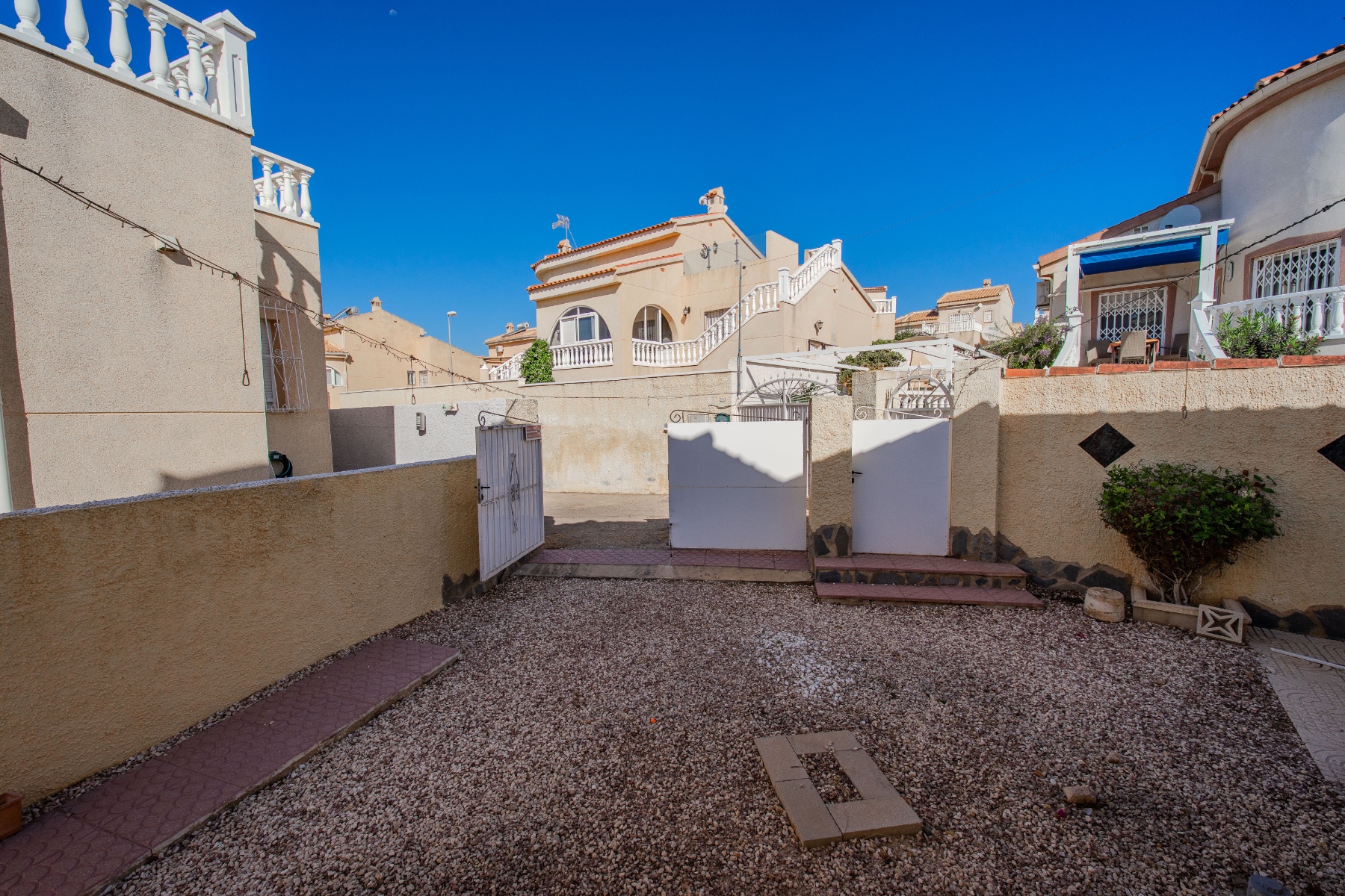 Detached Villa in Ciudad Quesada (Ref: DLF143)