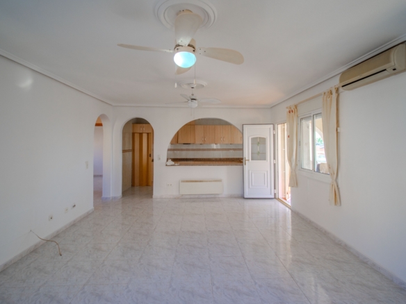 Detached Villa in Ciudad Quesada (Ref: DLF143)