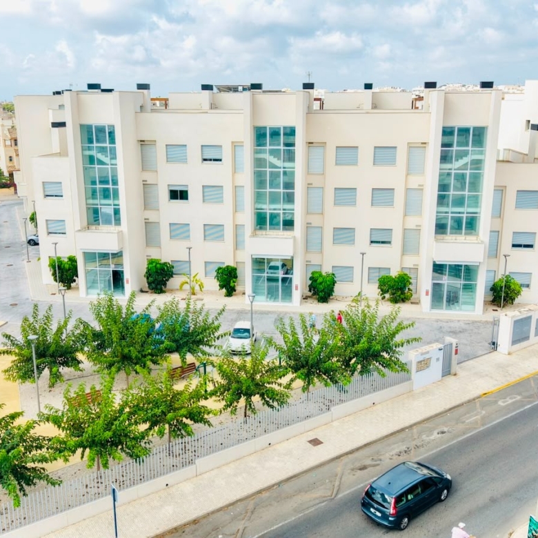 Apartment / Flat in Orihuela Costa (Ref: BC-LUJA-D)