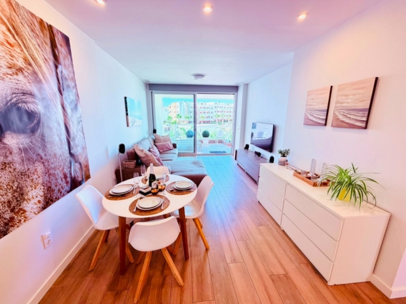 Apartment / Flat in Orihuela Costa (Ref: BC-LUJA-D)