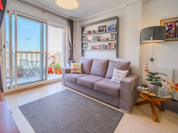 Apartment in Ciudad Quesada (Ref: DLF146)