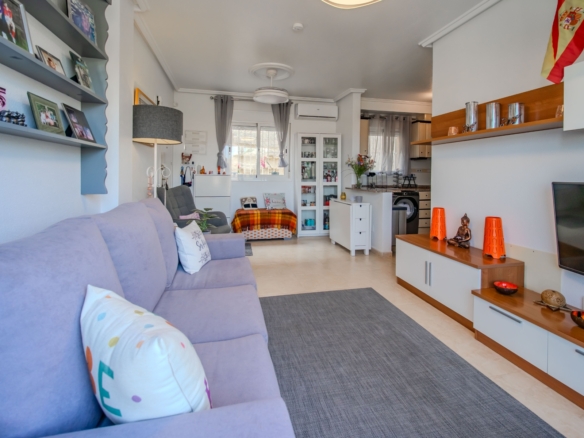 Apartment in Ciudad Quesada (Ref: DLF146)