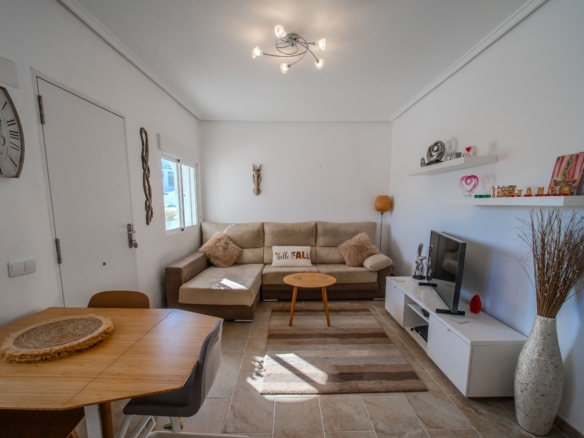 Detached Villa in Ciudad Quesada (Ref: DLF148)
