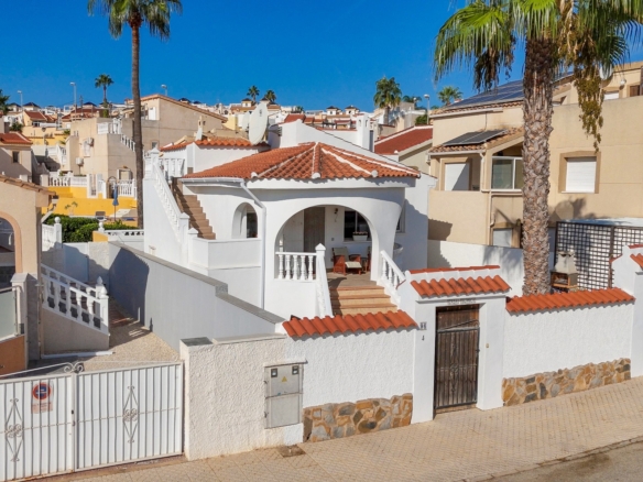 Detached Villa in Ciudad Quesada (Ref: DLF148)