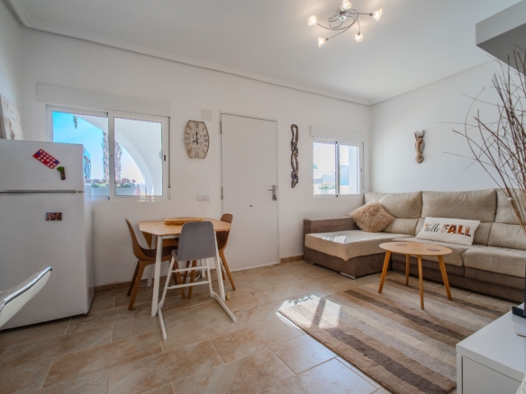 Detached Villa in Ciudad Quesada (Ref: DLF148)