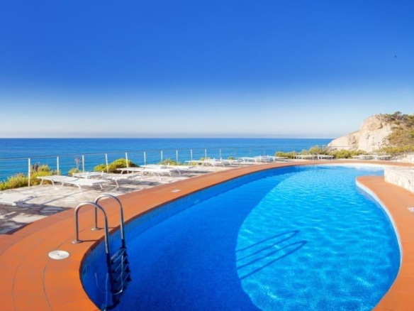 Hotel in Villajoyosa (Ref: DOSI-707)